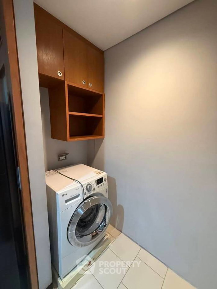 รูป คอนโด 2 ห้องนอน ชั้น 17 Villa Sathorn ใกล้ BTS กรุงธนบุรี 100 ม. (ID 3048268) - รูปที่ 7/9