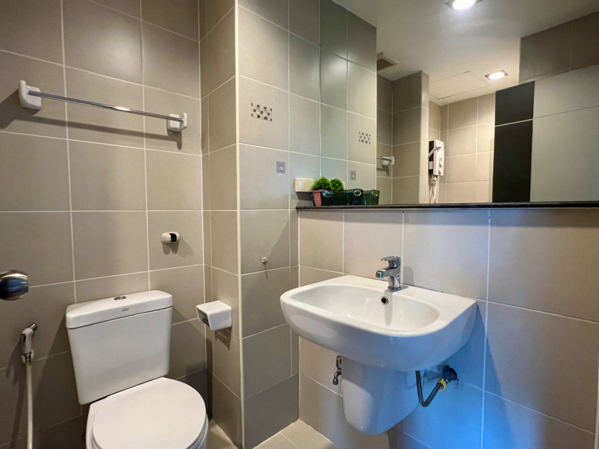 picture One Plus Jed Yod 1 Corner unit with pool view — Rent: THB 10,000/month - 8/9