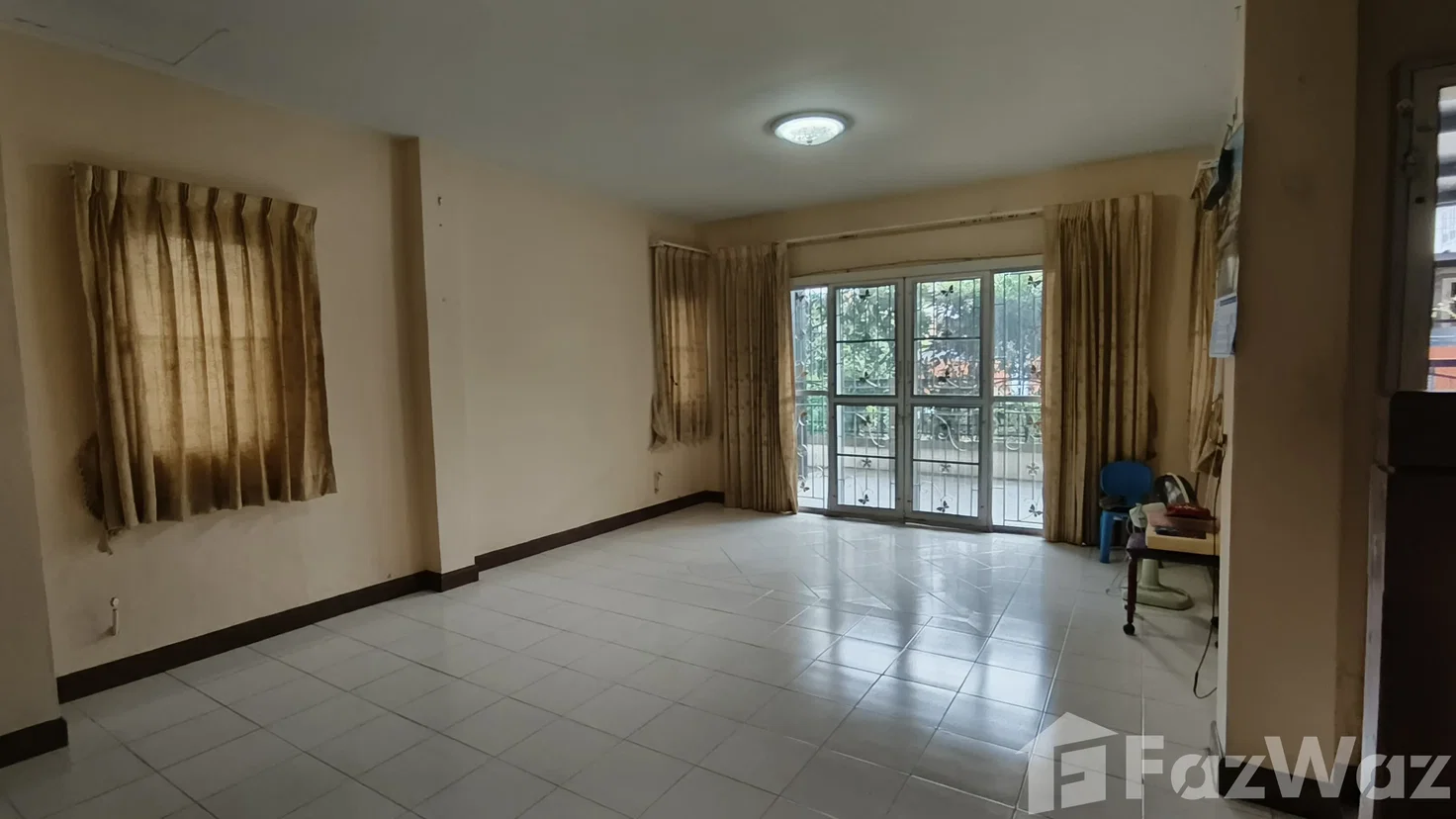 รูป บ้านบุรีรมย์ รามอินทรา-ซาฟารี บ้านตกแต่งพร้อมอยู่ ติดถนนใหญ่ 6504555 - รูปที่ 2/14