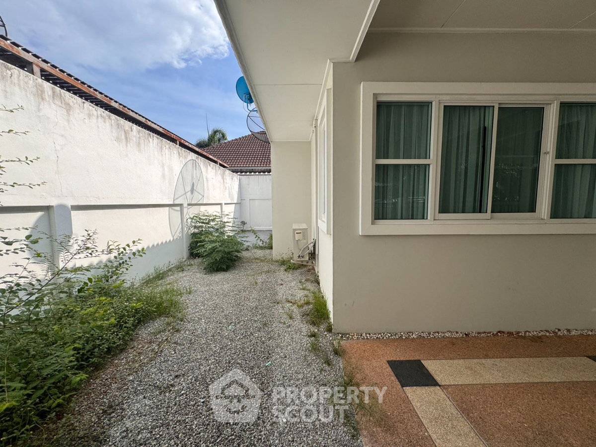 รูป บ้านเดี่ยว 3 ห้องนอน ขาย ที่หมู่บ้าน รื่นพิสา วิลเลจ หนองปรือ พัทยา (ID 3042066) - รูปที่ 13/14