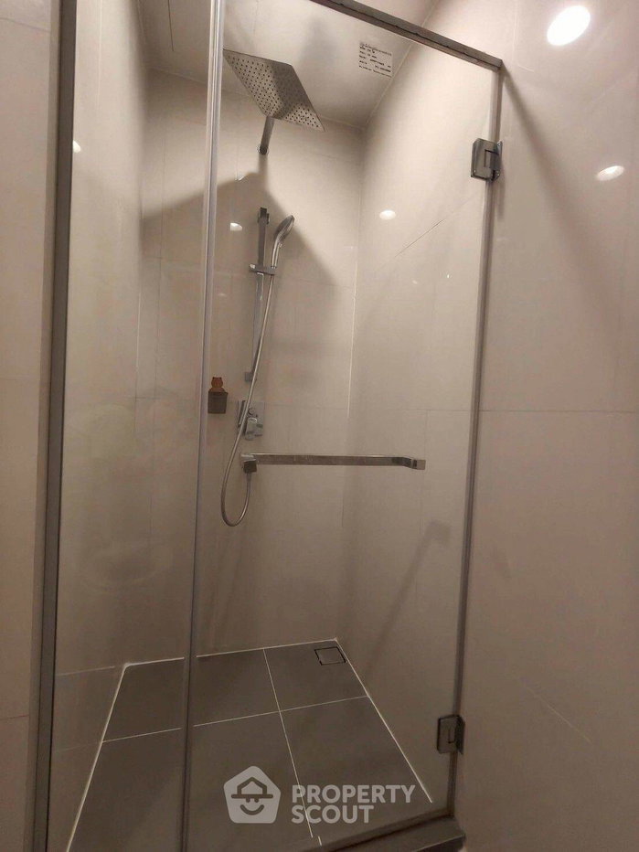 รูป คอนโด 2 ห้องนอน ชั้นสูง 37 ที่ Oka Haus Sukhumvit 36 ใกล้ BTS ทองหล่อ 50 ตร.ม. (ID 3051334) - รูปที่ 11/12