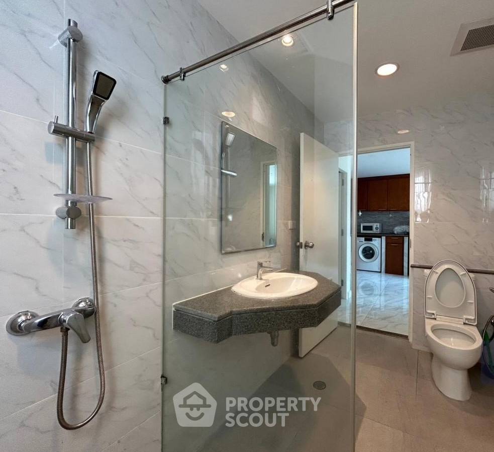picture High-Floor 2-BR 45 Sqm At Baan Pathumwan, 300m To BTS Ratchathewi (ID 2731645) - 6/11