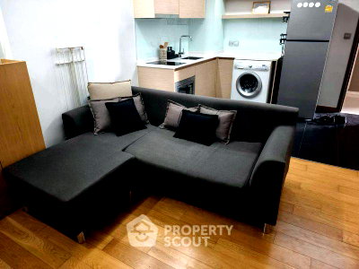 Condos for rent : 1-BR Condo at Via Botani near BTS Phrom Phong (ID 3048377)