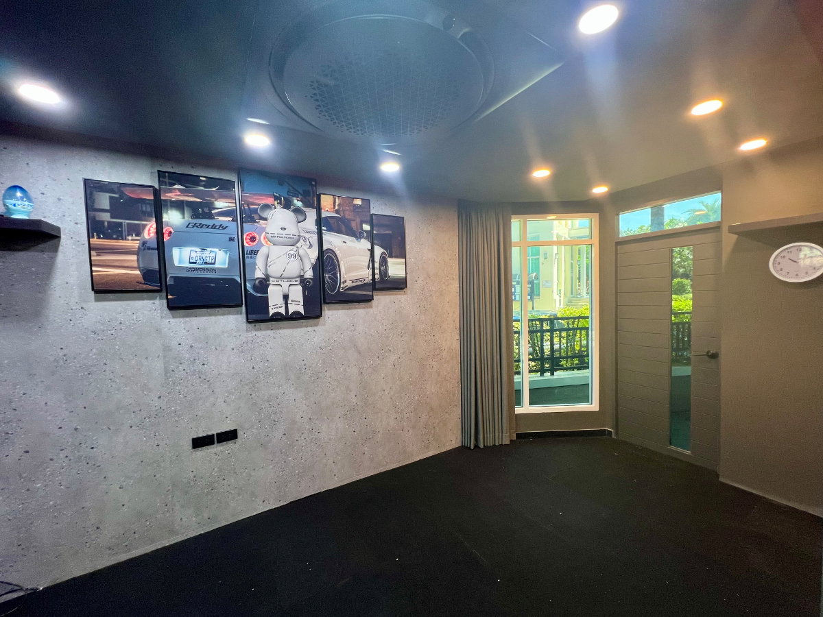 รูป ให้เช่า Baan Klang Muang S-Sense Rama 9 – Ladprao ทาวน์โฮมหลังมุม รีโนเวทใหม่ Built-in ทั้งหลัง พร้อมเข้าอยู่ ใกล้โรงเรียนนานาชาติฝรั่งเศส กรุงเทพ - รูปที่ 13/36