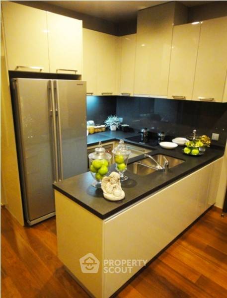 picture Well-Priced 2-BR Condo At Quattro By Sansiri, BTS Thong Lor (ID 515118) - 2/6