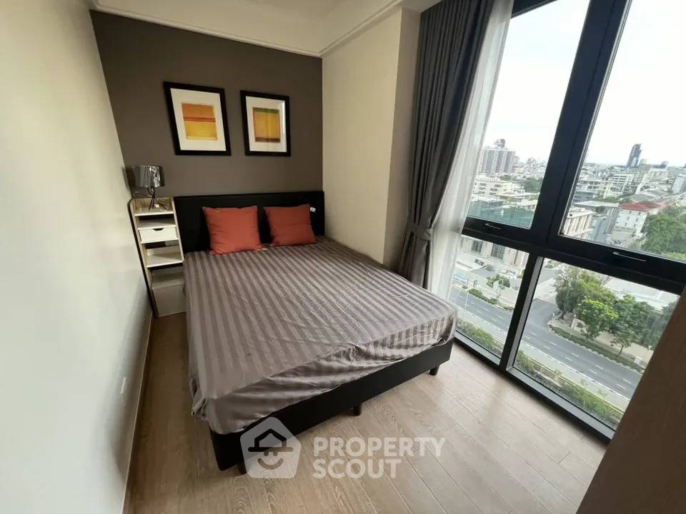 รูป คอนโด 2 ห้องนอน ให้เช่า เรสซิเดนซ์ เรเจล สาทร-นราธิวาส ใกล้ ทุ่งมหาเมฆ สาทร (ID 3048922) - รูปที่ 2/6
