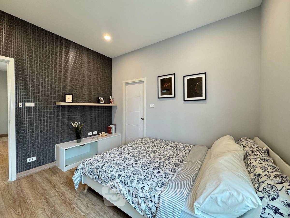 รูป บ้านเดี่ยว 3 ห้องนอน ทำเลฮินเล็กไฟ ขายที่ลาวัลเล่ เรสซิเดนซ์ (เลี้ยงสัตว์ได้) (ID 3049545) - รูปที่ 4/5