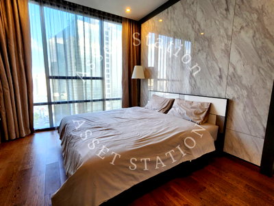 Condos for rent : 🏙️ The Bangkok Sathorn: A condo in the heart of Sathorn, near BTS Surasak.