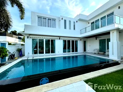 Houses for sale Chonburi : Luxury Villa 6536643