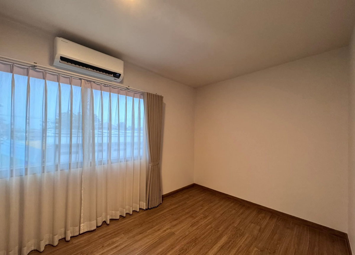 รูป 📍ให้เช่า บ้านกลางเมือง พหลฯ–รามอินทรา | ทาวน์โฮม 3 ชั้น หน้าสวน ทำเลติดถนนใหญ่เทพรักษ์ พร้อมอยู่ - รูปที่ 5/5