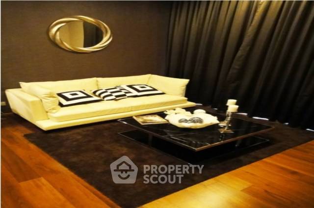picture Well-Priced 2-BR Condo At Quattro By Sansiri, BTS Thong Lor (ID 515118) - 1/6