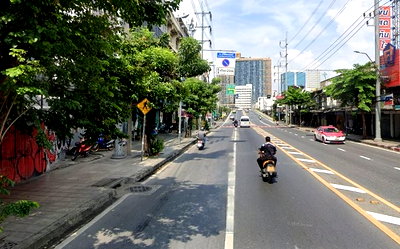 ที่ดิน โรงเรียนเซนต์แอนดรูส์อินเตอร์เนชันแนล กรุงเทพ : ขายที่ดินพร้อมสิ่งปลูกสร้าง สุขุมวิท 71 ใกล้ Big C เอกมัย