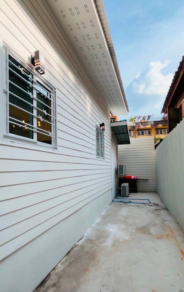 รูป 🏠 ขาย บ้านใหม่ ทำเลทองสาทร! 🏠 - รูปที่ 13/17