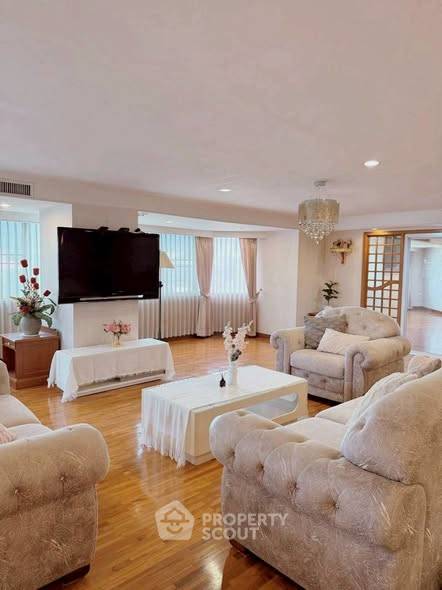 รูป คอนโดให้เช่า 4 ห้องนอน ขนาด 320 ตร.ม. Hillside Condo 4 ใกล้ช้างเผือก (ID 3050741) - รูปที่ 1/10
