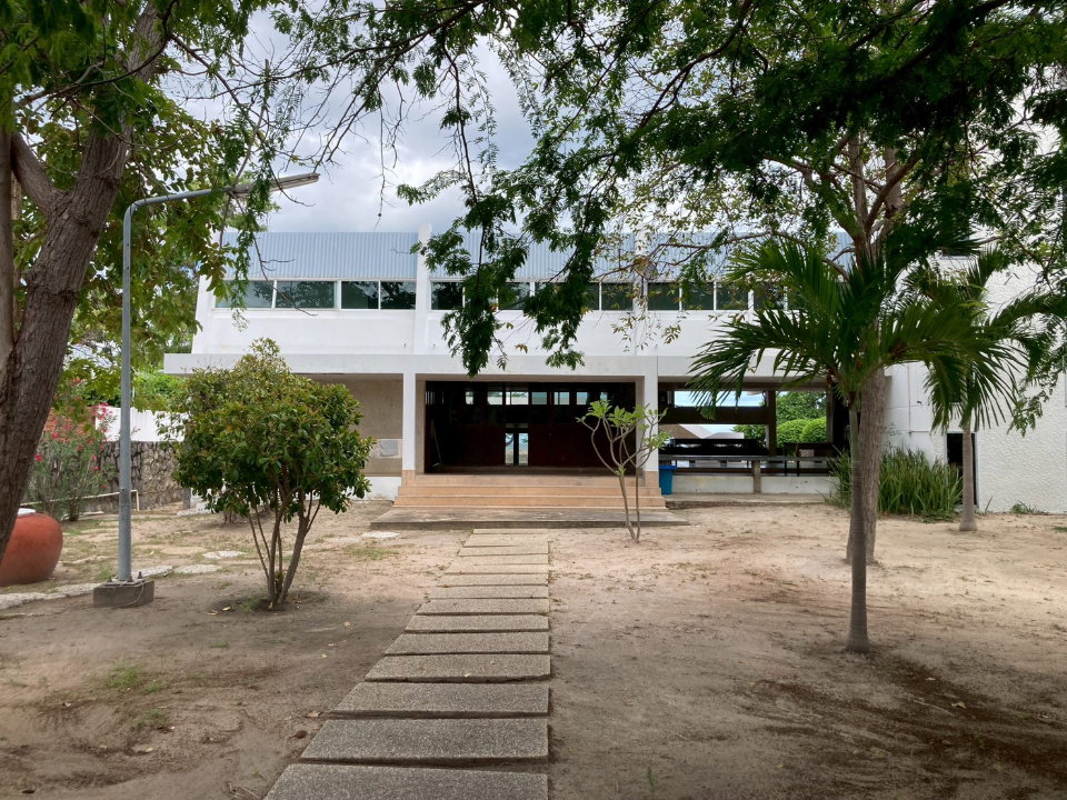 รูป บ้านพร้อมที่ดินแปลงงามติดทะเล บนทำเลศักยภาพพร้อมชายหาดส่วนตัว เหมาะสำหรับบ้านพักตากอากาศ  -SW003851 - รูปที่ 6/17