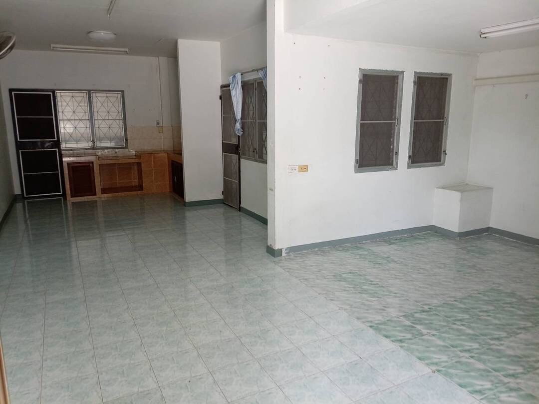 รูป บ้านให้เช่า ไร่กล้วย-โลตัส ศรีราชา  - รูปที่ 3/9