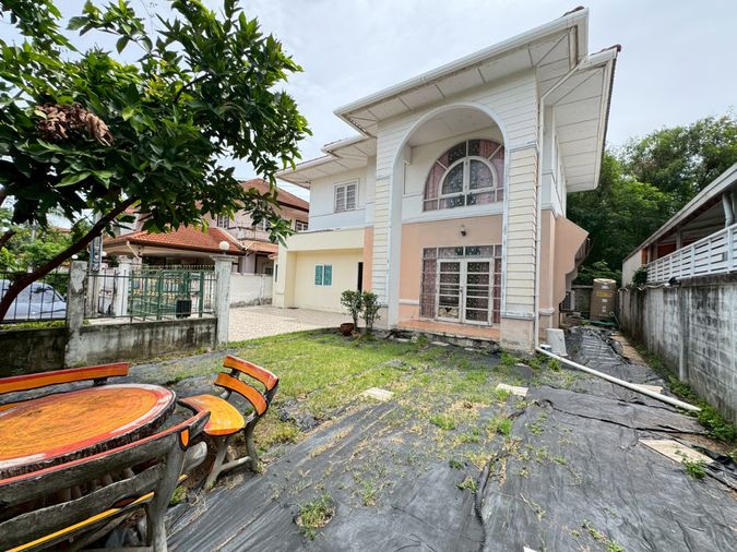 ขายบ้านเดี่ยว 3 ห้องนอน 200 ตร.ม. 69.2 ตร.ว. บ้านลลิล วัชรพล