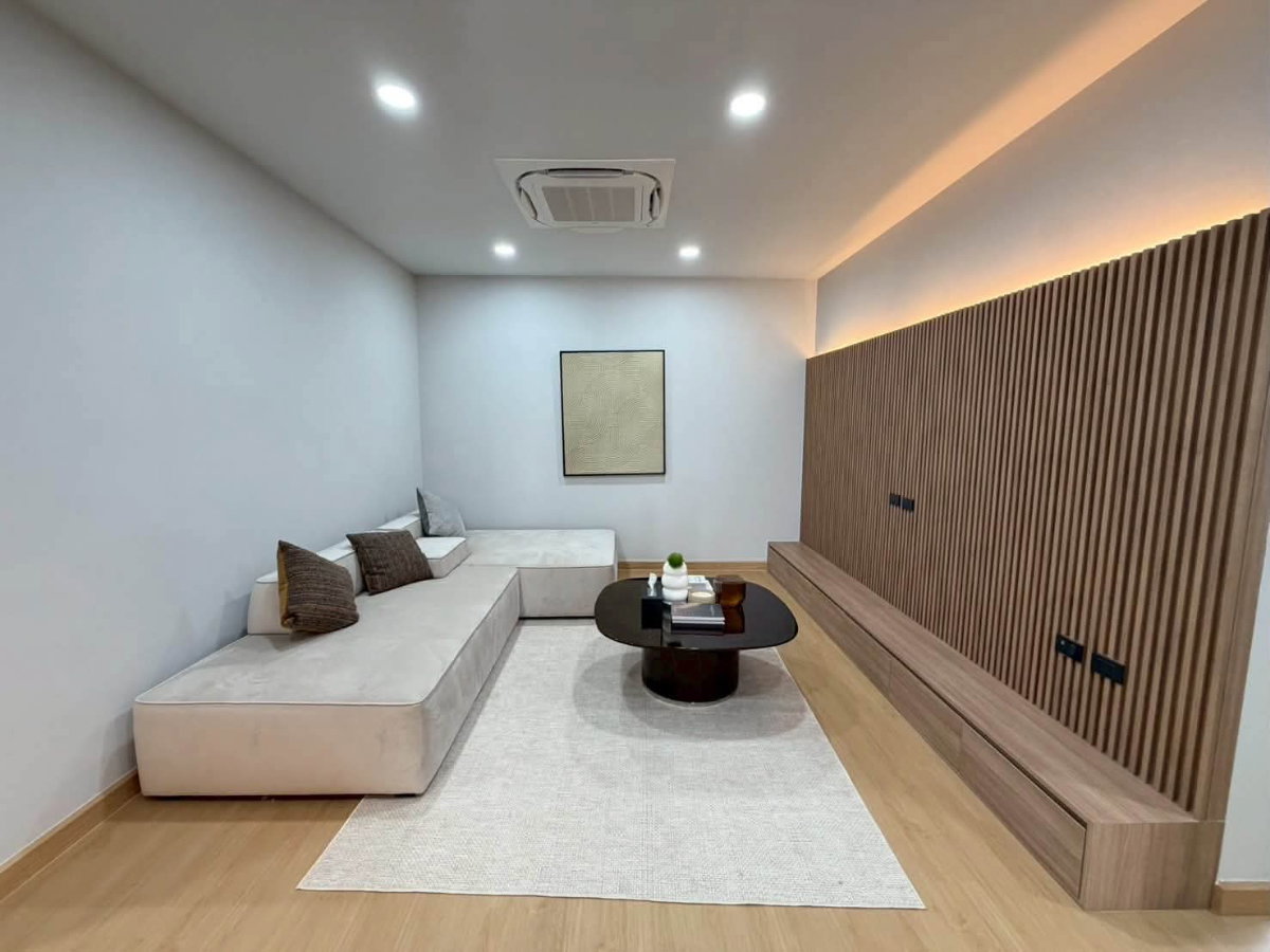 picture Juriyy010726 For sale : 𝐏𝐑𝐄𝐄𝐂𝐇𝐀 RAM3 Home Office - 33/53