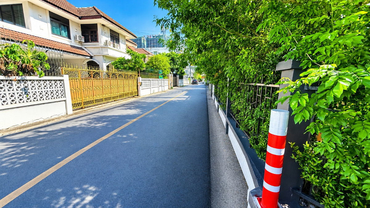 รูป ขายที่ดินพร้อมสิ่งปลูกสร้าง 114 ตร.ว. ลาดพร้าว 15 ทำเลใจกลางเมือง ใกล้เซ็นทรัลลาดพร้าว - รูปที่ 6/9