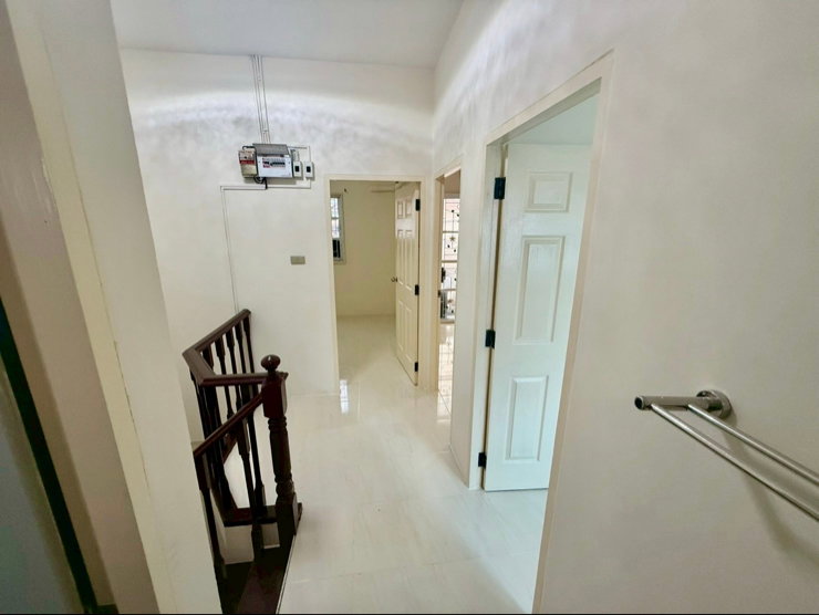 รูป ขายด่วน ราคาถูก 🏡 ทาวน์โฮมรีโนเวทใหม่ พร้อมอยู่ ทำเลดี “สวนหลวงวิลล์ ประเวศ” - รูปที่ 6/8