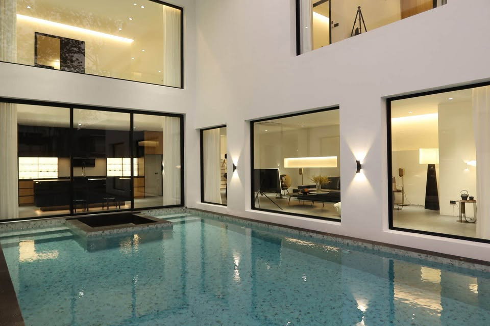 รูป ขาย Pool Villa หลังใหญ่ บรรยากาศหรู อยู่สบายทุกมุม พื้นที่กว้าง ฟังก์ชันครบ สระว่ายน้ำส่วนตัว ใกล้เซนทรัลเฟส โรงพยาบาลกรุงเทพเชียงใหม่ -SW003744 - รูปที่ 20/21