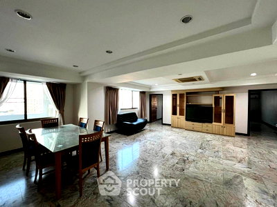 Condos for rent : 21st-Floor 3-BR Royal Castle Sukhumvit Near BTS Phrom Phong (ID 3051365)