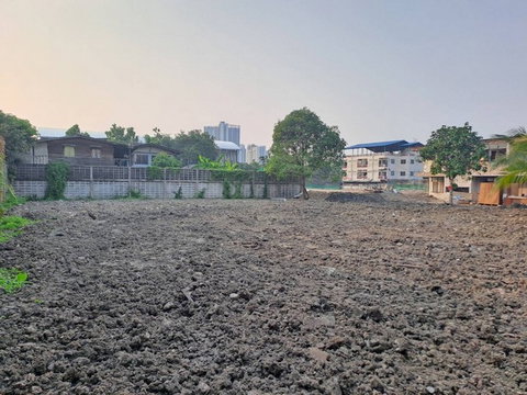 FOR RENT  LAND PROPERTY  45000 BAHT per MONTH