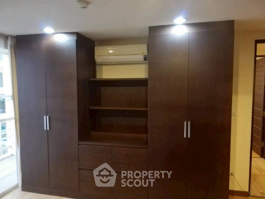 picture Well-Priced 2-BR Condo, The Amethyst Sukhumvit 39, Near BTS Phrom Phong (ID 3047525) - 6/12