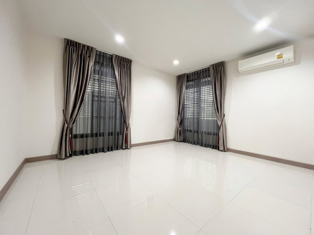 รูป 🏡 บ้านเดี่ยวคุณภาพในสังคมพรีเมียม "สัมมากร ชัยพฤกษ์–แจ้งวัฒนะ" จากราคา 7.49 ล้าน เหลือเพียง 7.09 ล้าน - รูปที่ 21/42