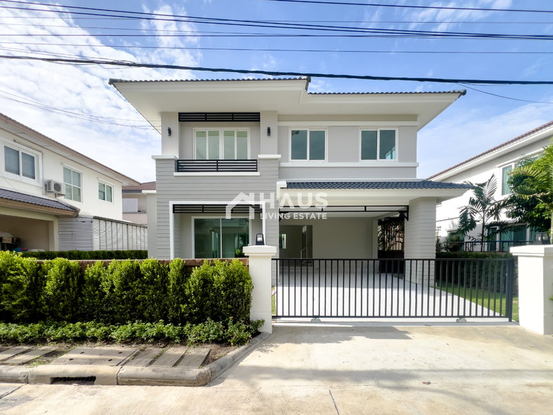 ขายบ้านเดี่ยว : 🔥 แบรนด์ Q House! บ้านเดี่ยวรีโนเวทใหม่ทั้งหลัง ราคาก็ได้ โลเคชั่นก็ดี 🔥 ขายบ้านเดี่ยว คาซ่า วิลล์ ราชพฤกษ์ - แจ้งวัฒนะ 🔥/ 3 ห้องนอน #HRP3072
