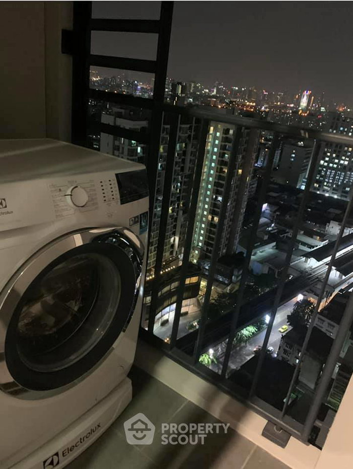 picture 1-BR Condo Ideo Phaholyothin Chatuchak, 200m to BTS Saphan Khwai, 32nd-Floor (ID 436912) - 7/13
