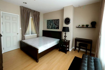 Condos for sale : 🎉 For Sell Condo LIFE @ RATCHADA Building A, Floor 10,1 bed room, Room size 42 sqm