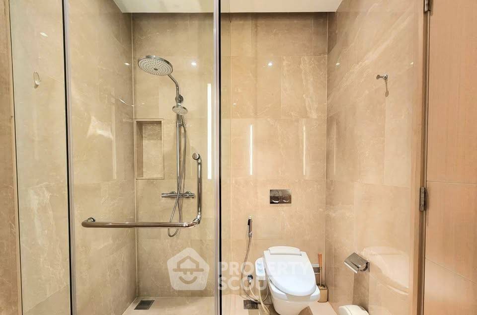 รูป คอนโดให้เช่า 1 ห้องนอน 60 ตร.ม. Magnolias Waterfront Residences ชั้น 11 ใกล้ BTS สะพานตากสิน (ID 3035890) - รูปที่ 5/6