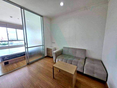 Condos for sale : For Sell Condo LUMPINI VILLE LATPHRAO - CHOKCHAI 4 Building B, Floor 11,1 bed room, Room size 28 sqm