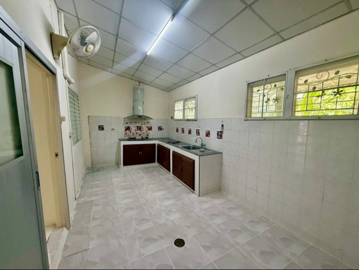 รูป ขายด่วน ราคาถูก 🏡 ทาวน์โฮมรีโนเวทใหม่ พร้อมอยู่ ทำเลดี “สวนหลวงวิลล์ ประเวศ” - รูปที่ 5/8