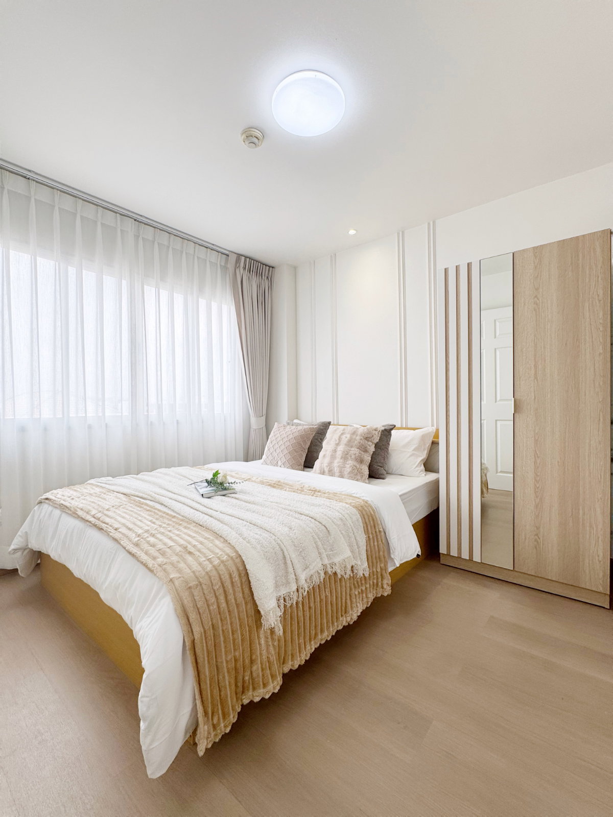 Lumpini Condo Town Bodindecha-Ramkhamhaeng For Sale