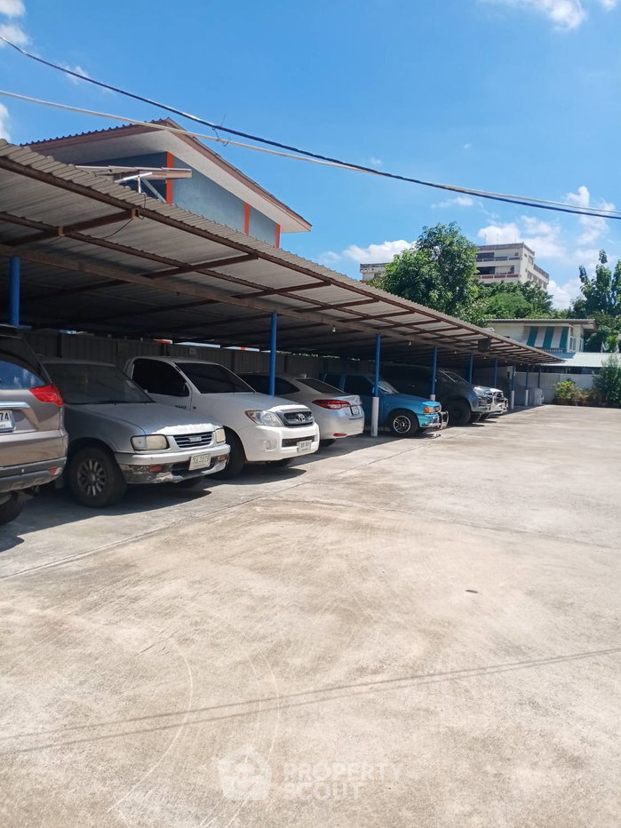 รูป บ้าน 4 ห้องนอน 200 ตร.ม. พร้อมอยู่และเลี้ยงสัตว์ ได้ ใกล้ MRT ท่าพระ (ID 3049541) - รูปที่ 20/31