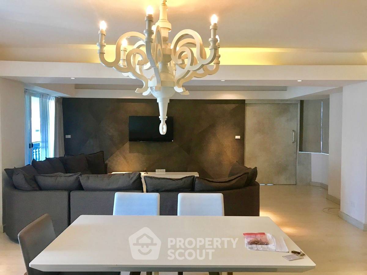 picture 3-BR Condo 190 Sqm Royal Castle Sukhumvit, 400m to BTS Phrom Phong (ID 1491224) - 4/11