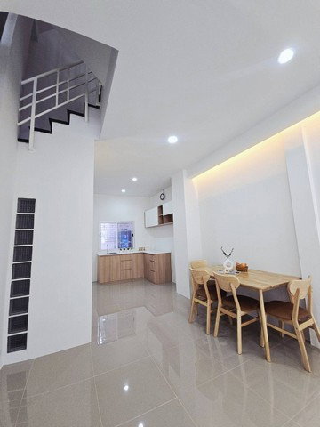 รูป บ้านริมสวนดอกไม้ ดอนเมือง บ้านสวยรีโนเวทเสร็จพร้อมอยู่ - รูปที่ 2/10