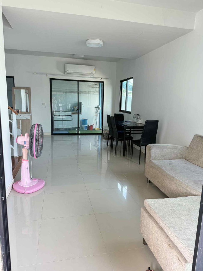 รูป 🏡 #ให้เช่าทาวน์โฮมส์2ชั้นหลังริม ปลูกต้นไม้เลี้ยงสัตว์ได้สวยสวย #โครงการเดอะคอนเนค43 วงแหวนรามอินทรา2 ราคา15,000/เดือน - รูปที่ 3/15
