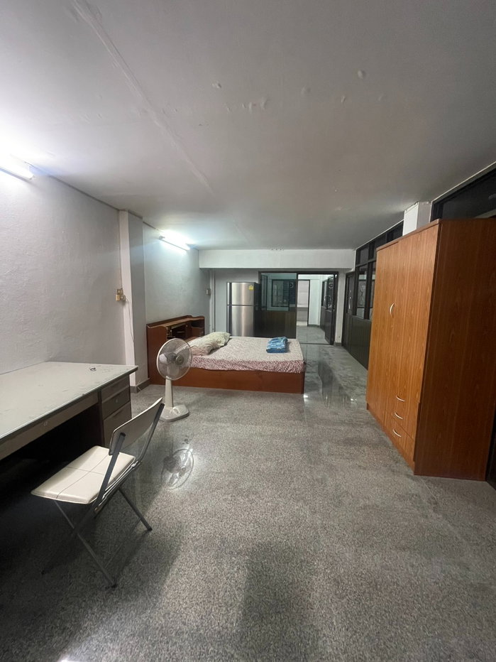 รูป Room for rent  in the Central Business District Area. (Near Silom, Sathorn Road) - รูปที่ 1/2