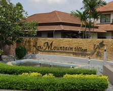 The Mountain Village - Image 2/5