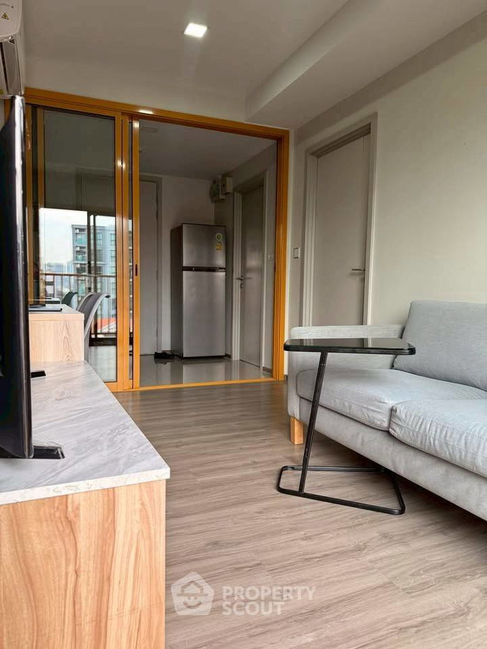 picture 1-BR 32 Sqm Condo At The Base Sukhumvit 50, 5th Floor Near BTS On Nut (ID 2366466) - 2/10