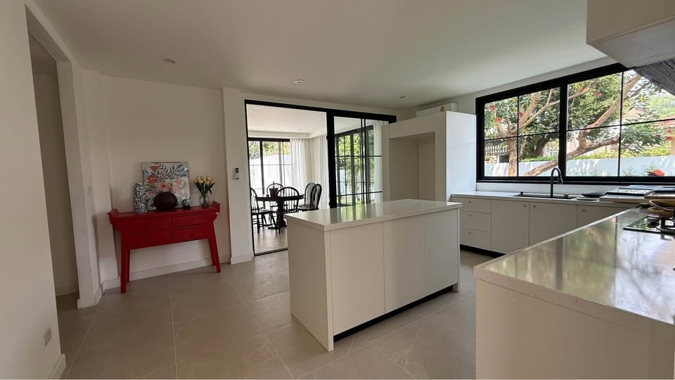 รูป ขาย Pool Villa สร้างใหม่ ในโครงกาแสนสราญ หางดง เชียงใหม่ หลังใหญ่ บรรยากาศหรู อยู่สบายทุกมุม พื้นที่กว้าง ฟังก์ชันครบ สระว่ายน้ำส่วนตัว -SW003745   - รูปที่ 6/26