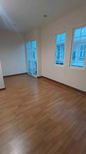4-bed townhouse for sale, 113 sqm, 19.2 sq wah, Golden Town 2 Ladprao - Kaset Nawamin