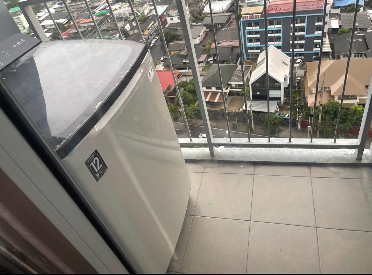 รูป ให้เช่าอิซซี่คอนโดสุขสวัสดิ์ ISSI CONDO SUKSAWAD **1 ห้องนอน พร้อมอยู่ มีเครื่องซักผ้า** - รูปที่ 12/12