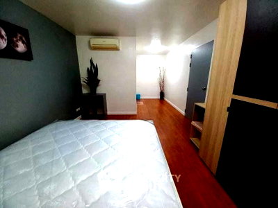 Condos for sale : 2-BR 60 Sqm On 4th Floor Condo One Siam near BTS National Stadium (300m) (ID 2885291)