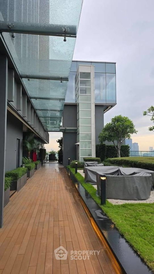รูป คอนโด 2 ห้องนอน 113 ตร.ม. ให้เช่า ที่ Q1 สุขุมวิท ใกล้ BTS นานา 20 ม. (ID 2471410) - รูปที่ 13/15