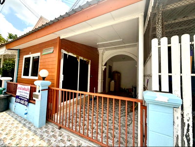 ขายทาวน์โฮม : ขายด่วน ราคาถูก 🏡 ทาวน์โฮมรีโนเวทใหม่ พร้อมอยู่  ทำเลดี “สวนหลวงวิลล์ ประเวศ”