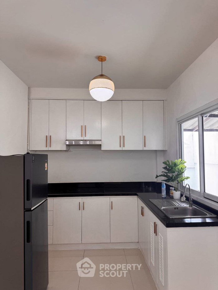 รูป บ้านเดี่ยว 3 ห้องนอน ขาย ที่หมู่บ้าน รื่นพิสา วิลเลจ หนองปรือ พัทยา (ID 3042066) - รูปที่ 6/14